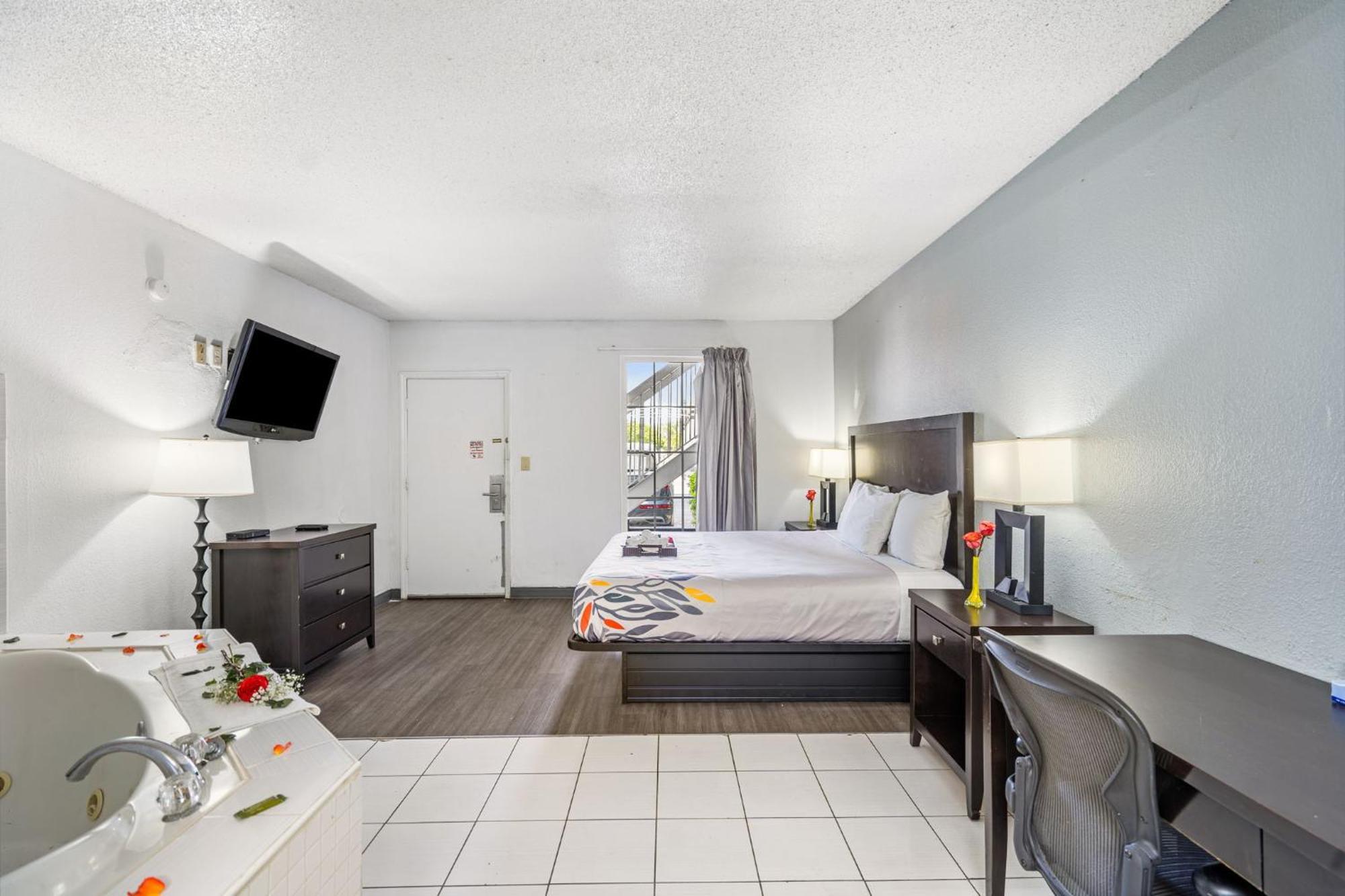 Budgetel Inns & Suites Augusta Downtown 706-945-1238 Dış mekan fotoğraf