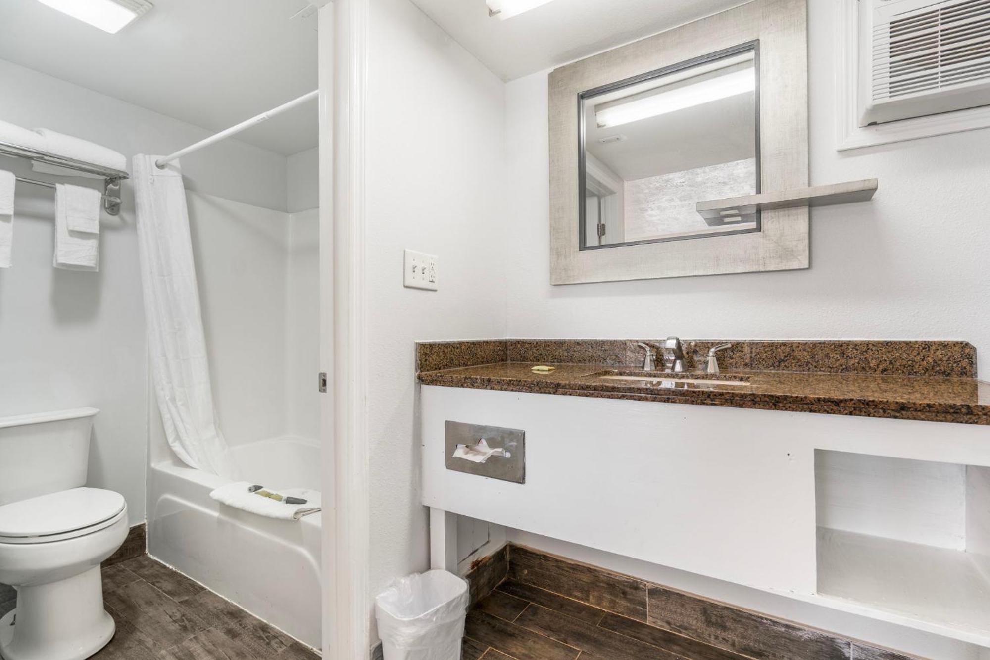 Budgetel Inns & Suites Augusta Downtown 706-945-1238 Dış mekan fotoğraf