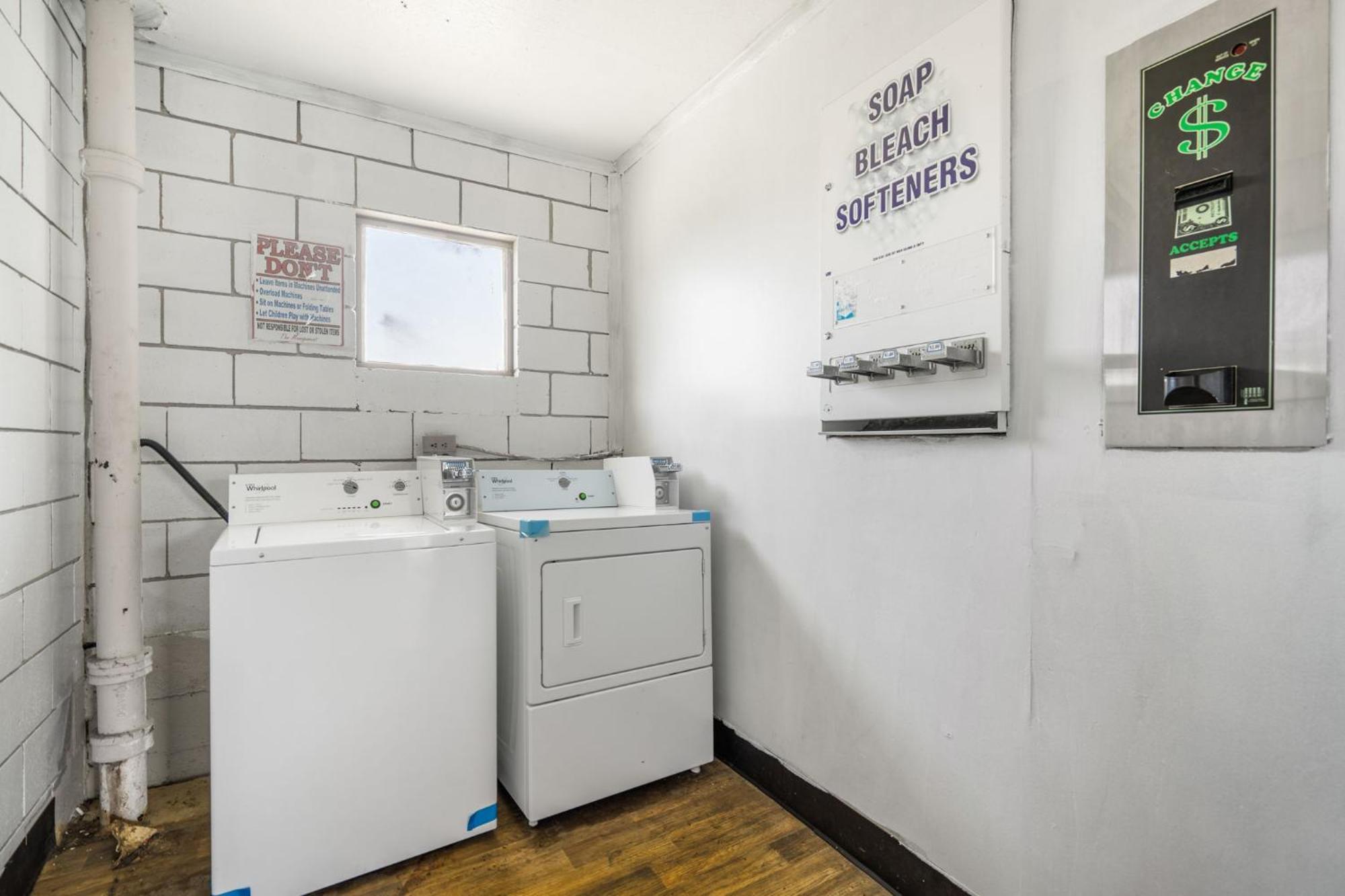 Budgetel Inns & Suites Augusta Downtown 706-945-1238 Dış mekan fotoğraf