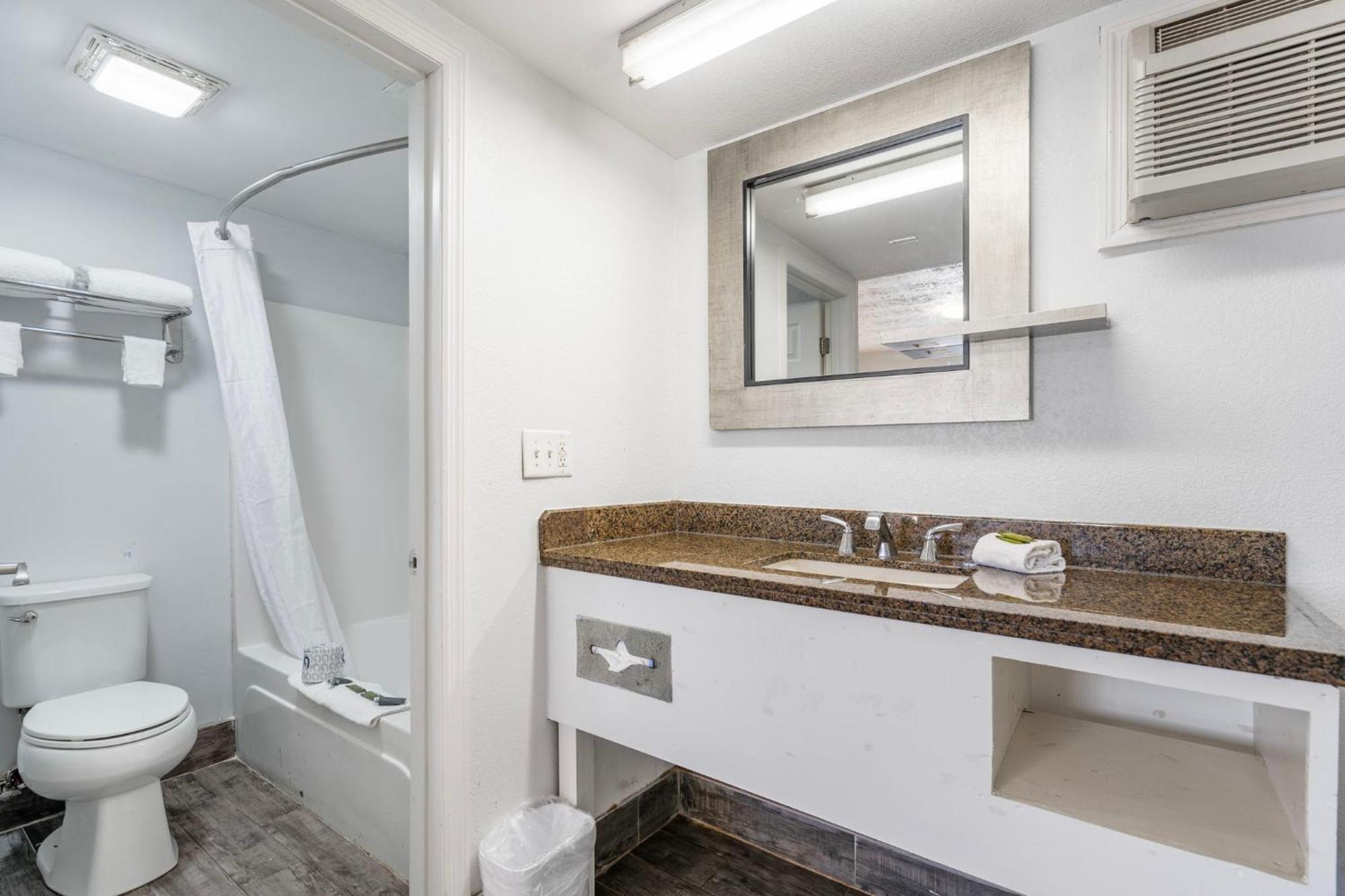 Budgetel Inns & Suites Augusta Downtown 706-945-1238 Dış mekan fotoğraf
